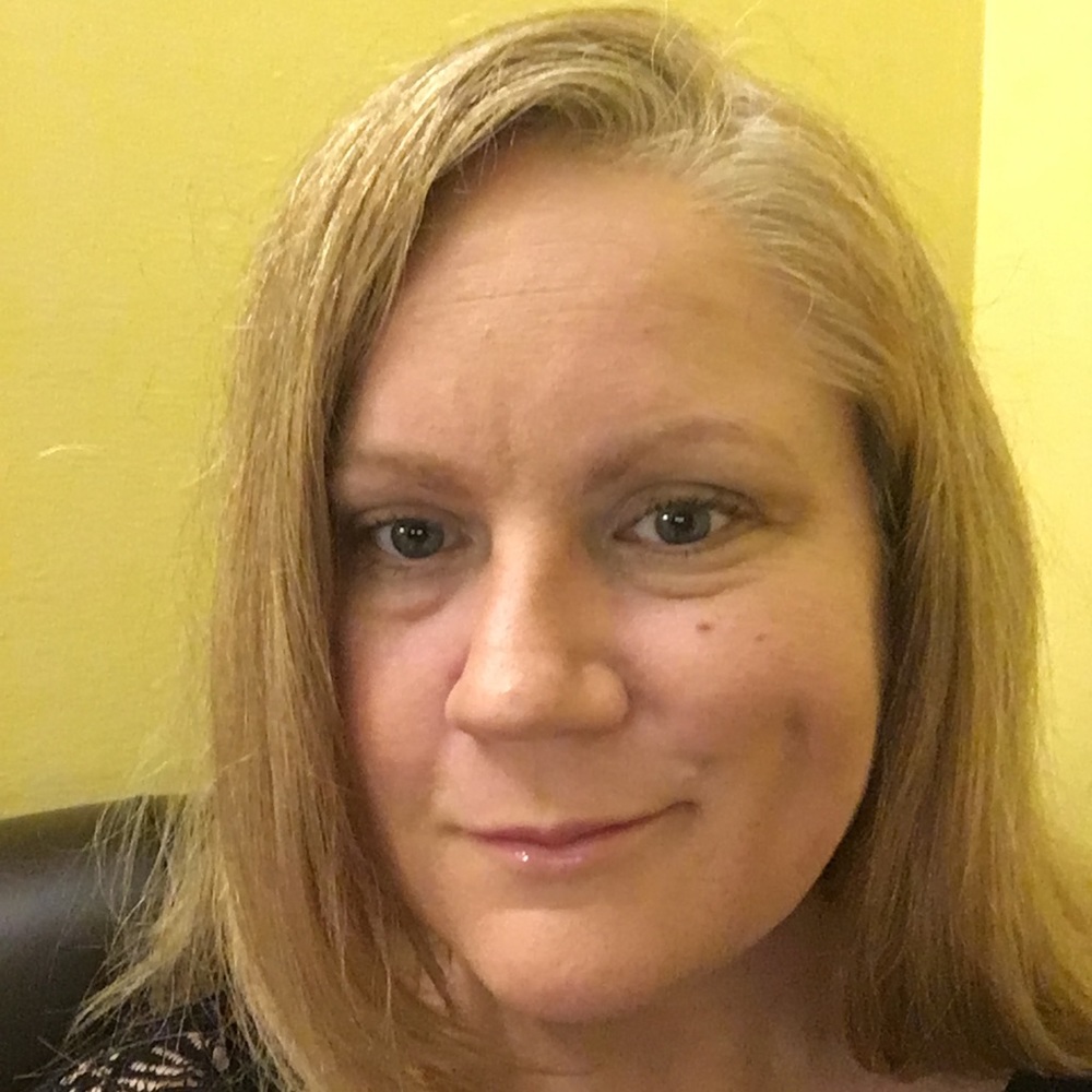 Meet your Posher, Jenn